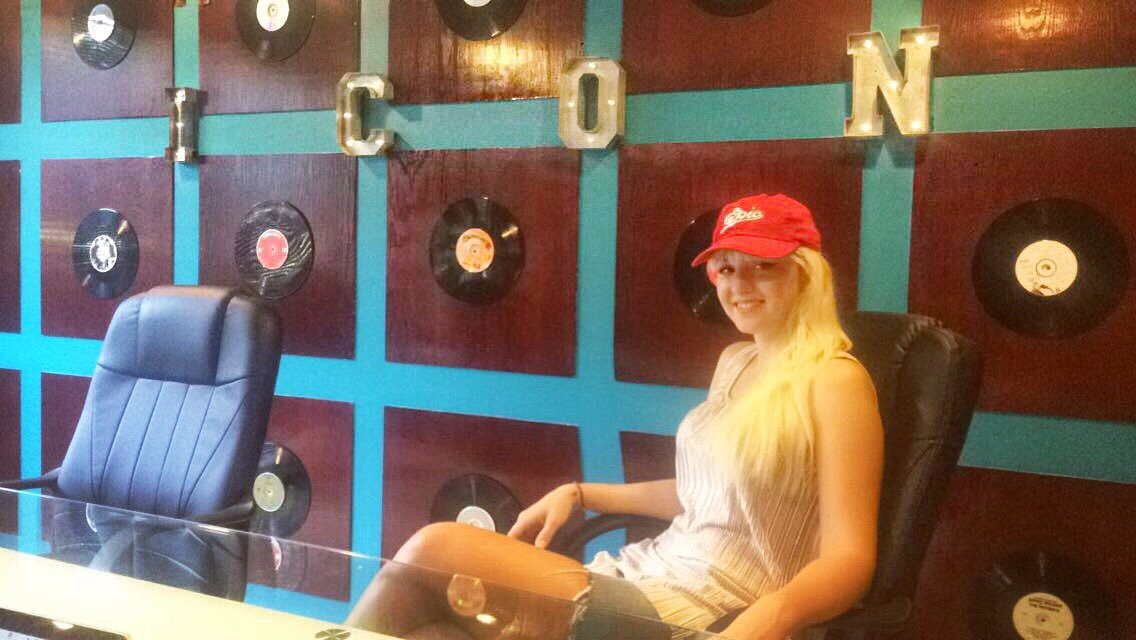 1136x640 Listonia On Twitter Meetings