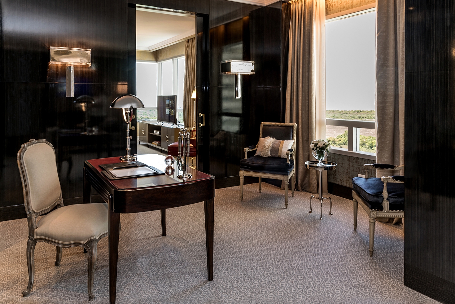 1469x981 Icon Suite, Alvear Icon Hotel