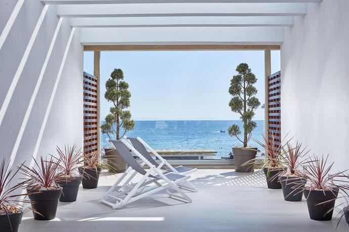 690x460 Icon Suites, Hotel Reviews And Room Rates