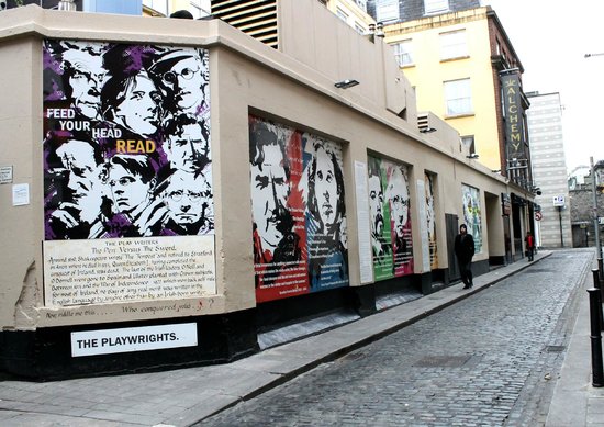 550x389 The Icon Walk