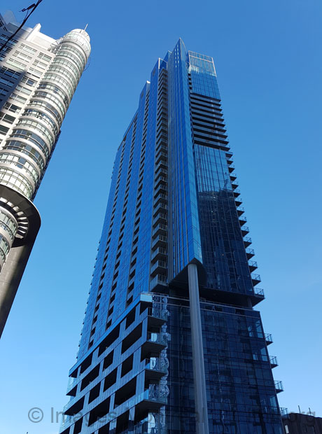 460x620 Condos