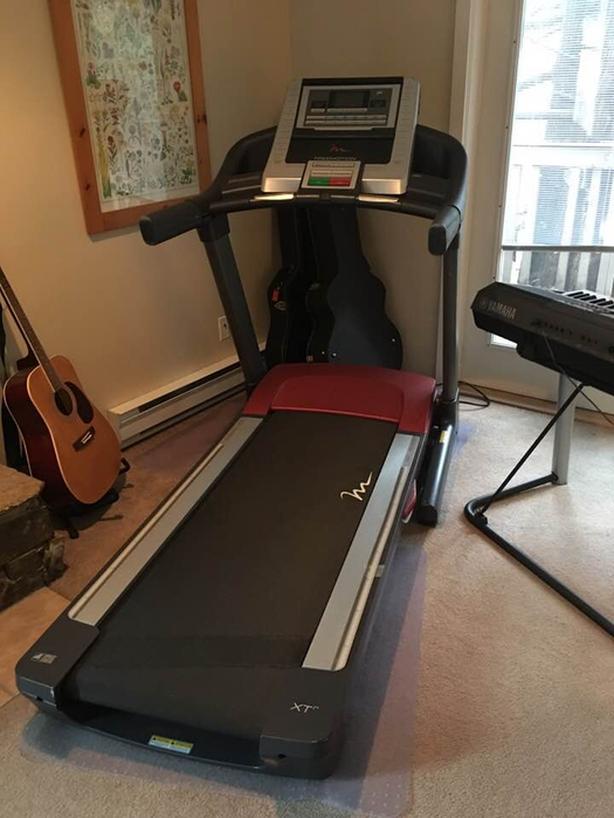 614x818 Treadmill Free Motion Sftl Xrt Priced To Sell Esquimalt View