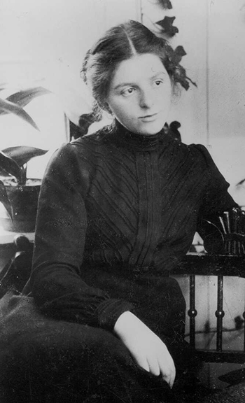 350x576 How Five Iconic Women Helped Shape History Paula Modersohn Becker