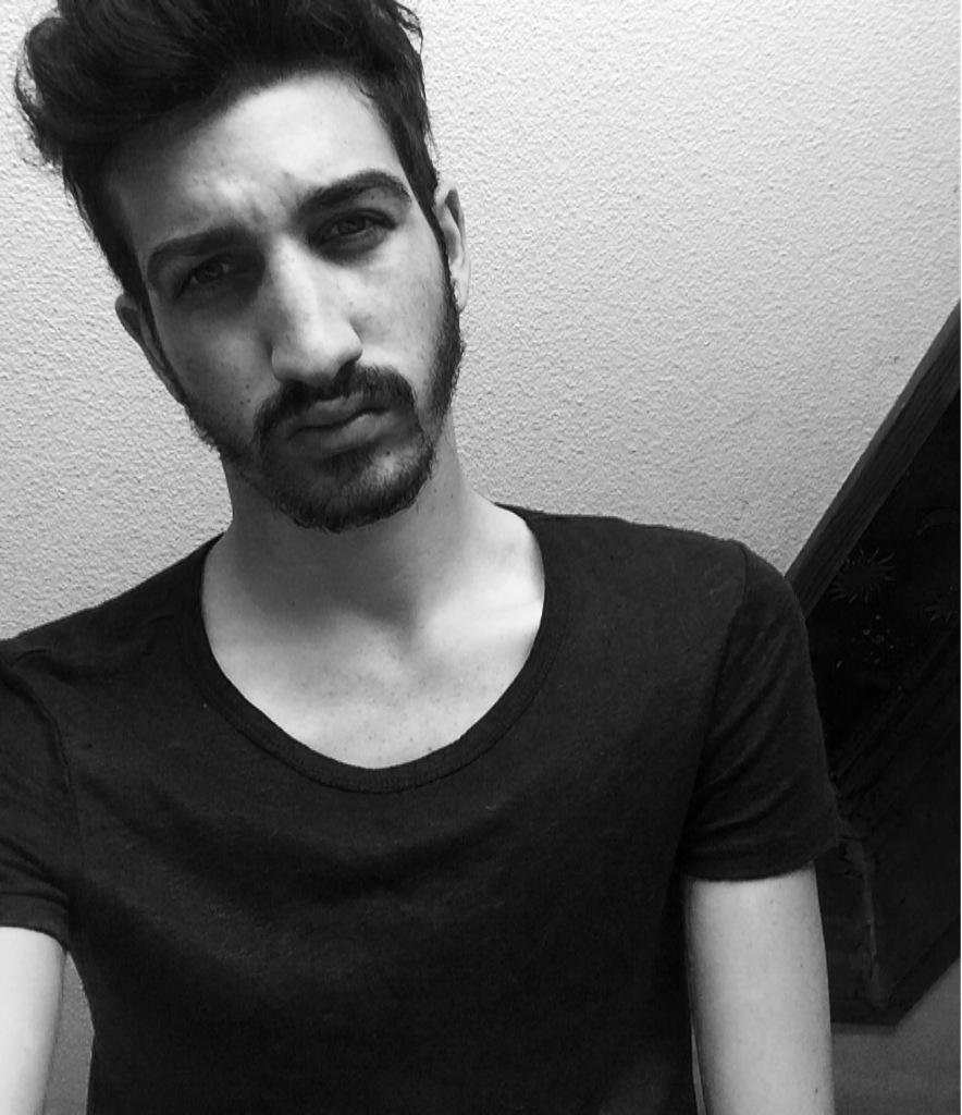 884x1024 Iconpic Hashtag On Twitter