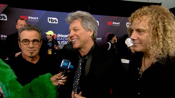 560x315 Bon Jovi Rocks The Iheart Radio Music Awards With First Ever