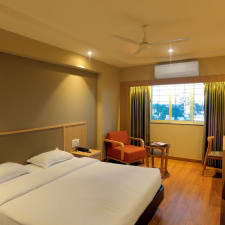 225x225 Hotel Icon Inn, Kolhapur