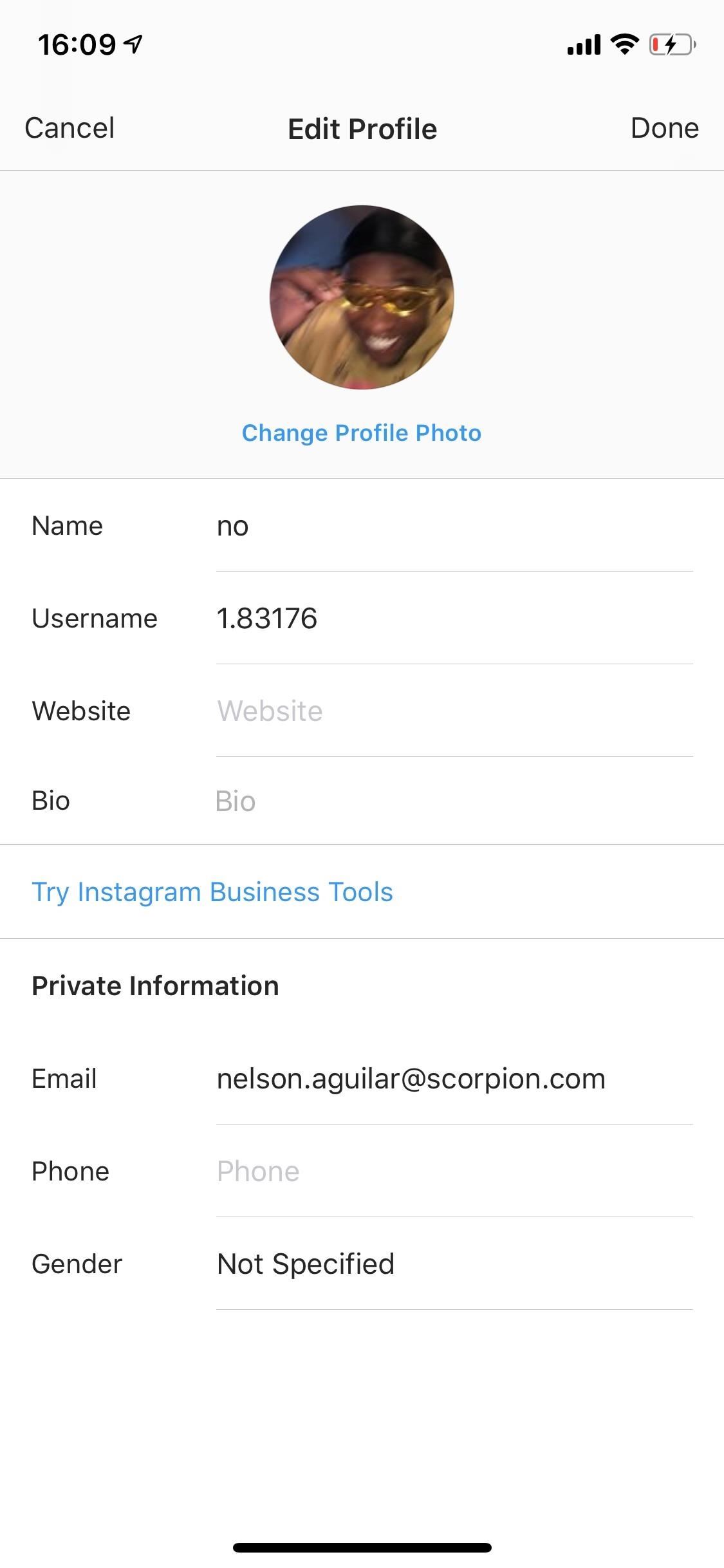 1125x2436 How To Prevent People Who Have Your Contact Information