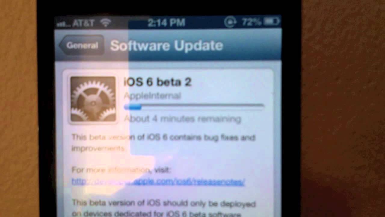 1280x720 Ios Beta Update Spinning Gears On Settings Icon