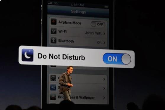 558x371 Moon Symbol On Iphone