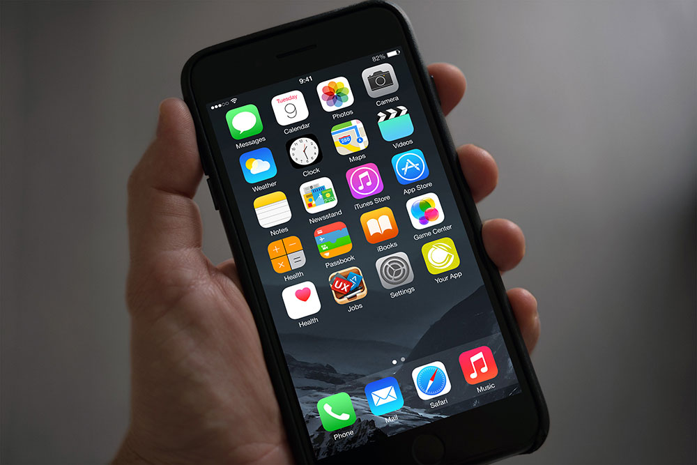 Iphone In Hand App Icon Mockup Creative Alys 1000x667 Iphone In Hand App Icon Mockup Creative Alys