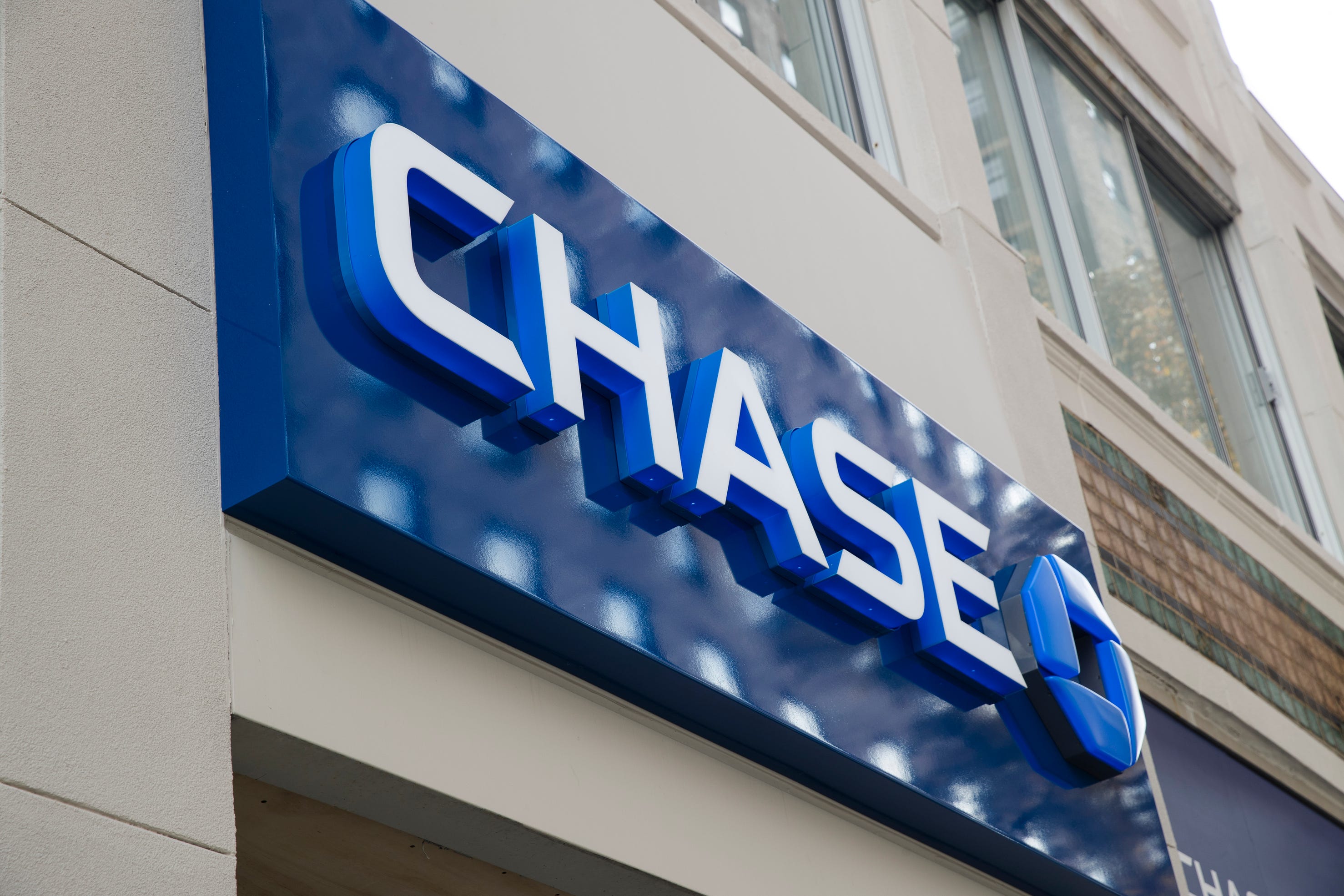 Chase Bank Maui - 19b95qx
