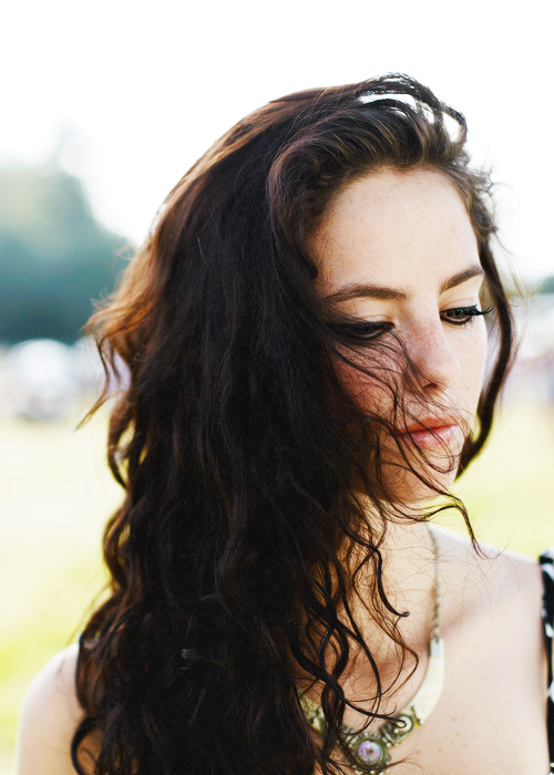 500x700 Kaya Scodelario Musicians, Icons, Famous Kaya Scodelario, Effy