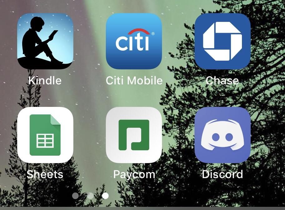 913x672 The Way The Kindle App Icon Looks Against My Phone's Background