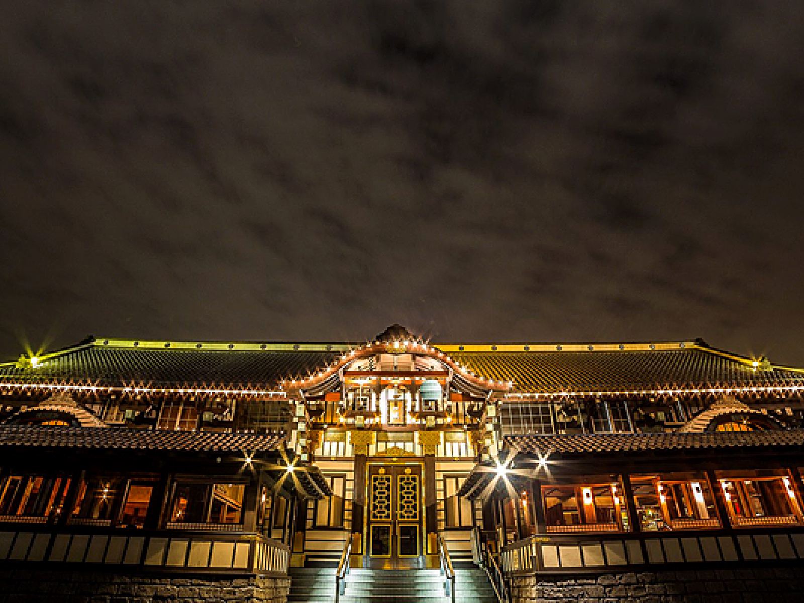 1600x1200 Yamashiro The Story Of An L A Icon Discover Los Angeles