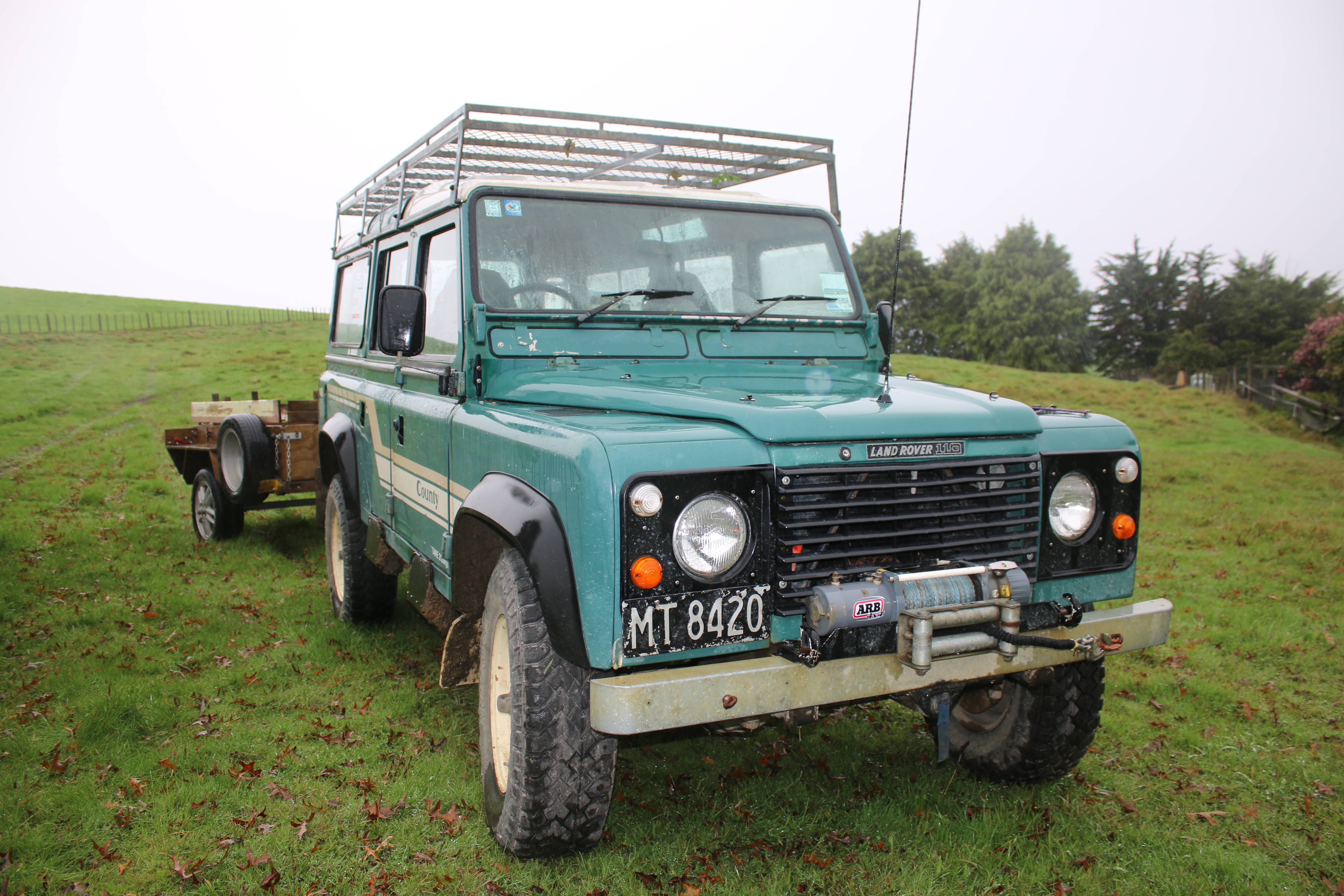 Land Rover Icon at Vectorified.com | Collection of Land Rover Icon free ...