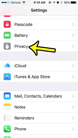 300x533 How To Hide The Status Bar Icon When Iphone System Services Are