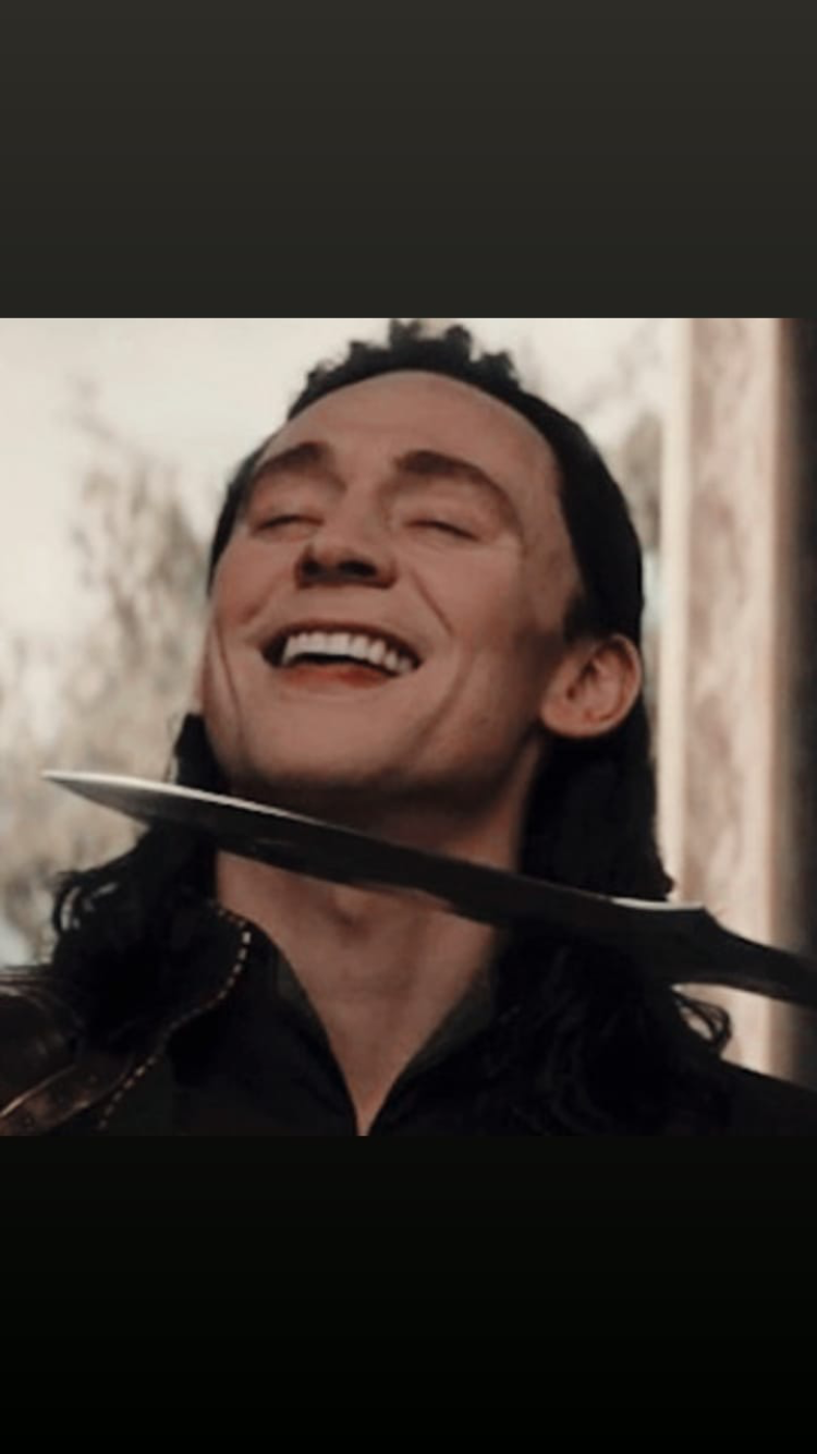 750x1334 Marvel Tom Hiddleston Loki, Loki God Of Mischief