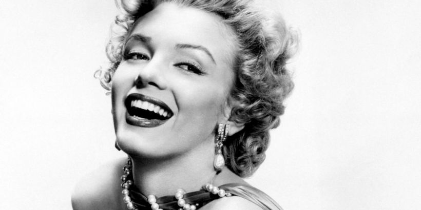 820x410 Marilyn Monroe Actress, Sex Symbol, Century Icon