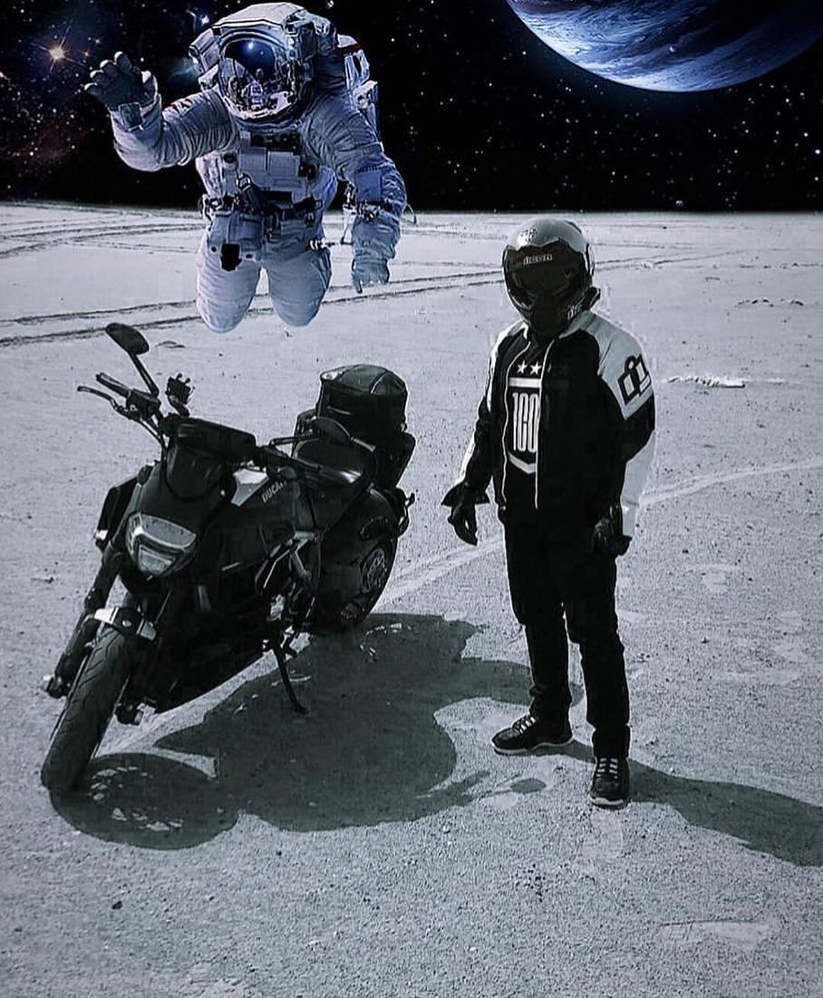 908x1101 Mercenary Garage Icon's On The Moon