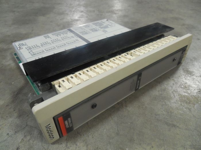 700x525 Modicon As Analog Input Module Used