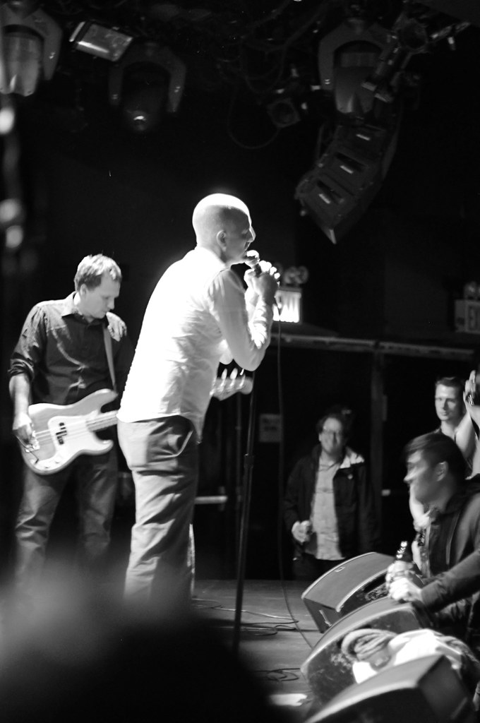 680x1024 Moss Icon Le Poisson Rouge, Ancient History