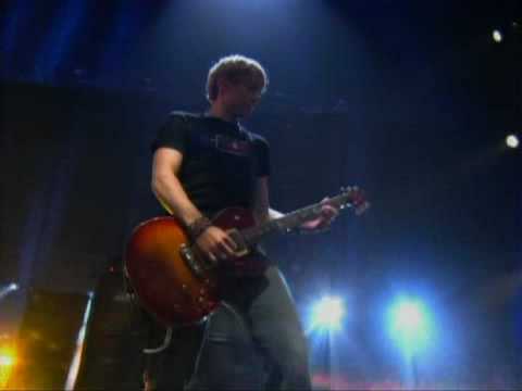 480x360 Avril Lavigne