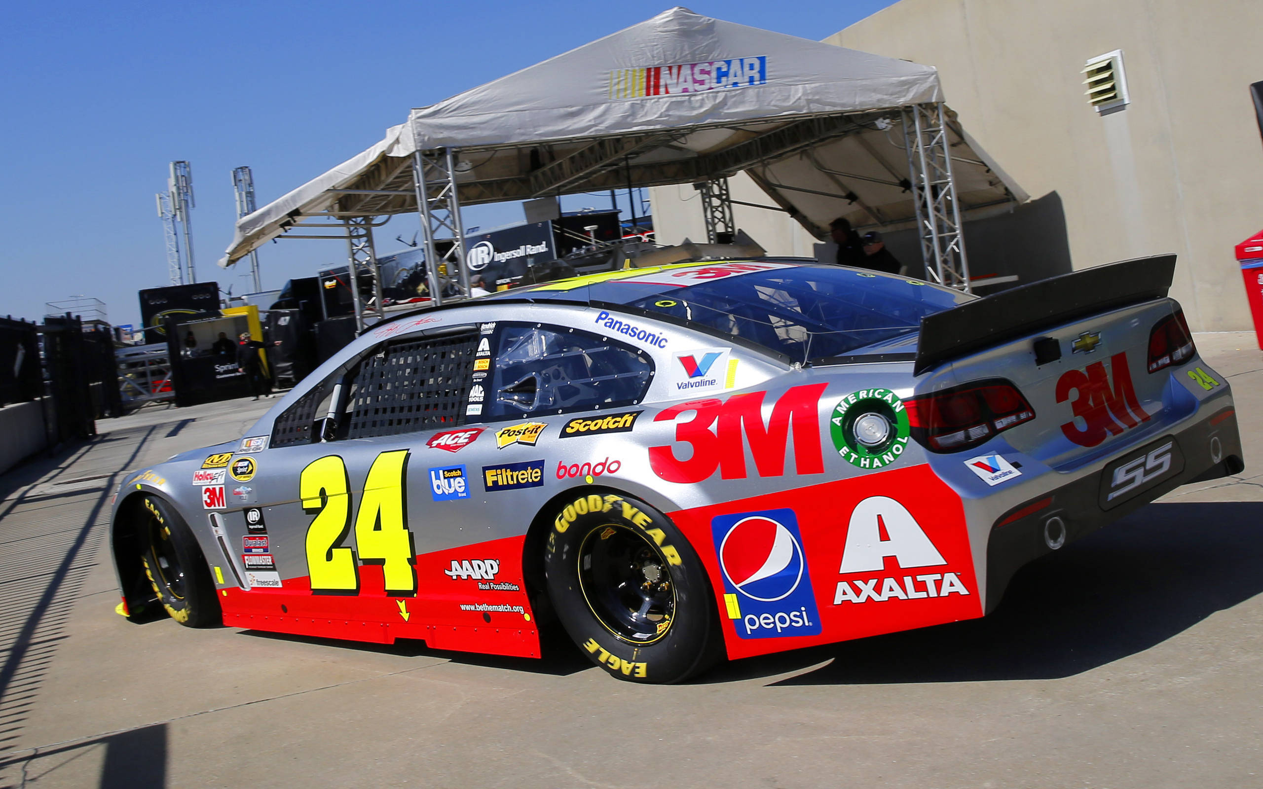 2560x1600 Nascar Icon Jeff Gordon Takes Final Spin