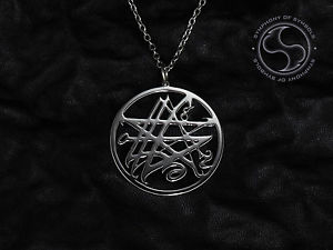 300x225 Necronomicon Symbol Pendant Sigil Of The Gateway Necklace H P