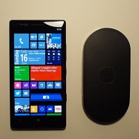 200x200 Microsoft Offering A Free Nokia Wireless Charging Plate