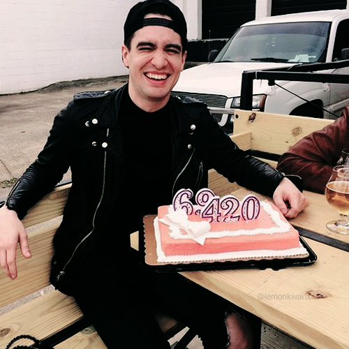 Brendon Urie Icon Uploaded 500x500 Brendon Urie Icon Uploaded