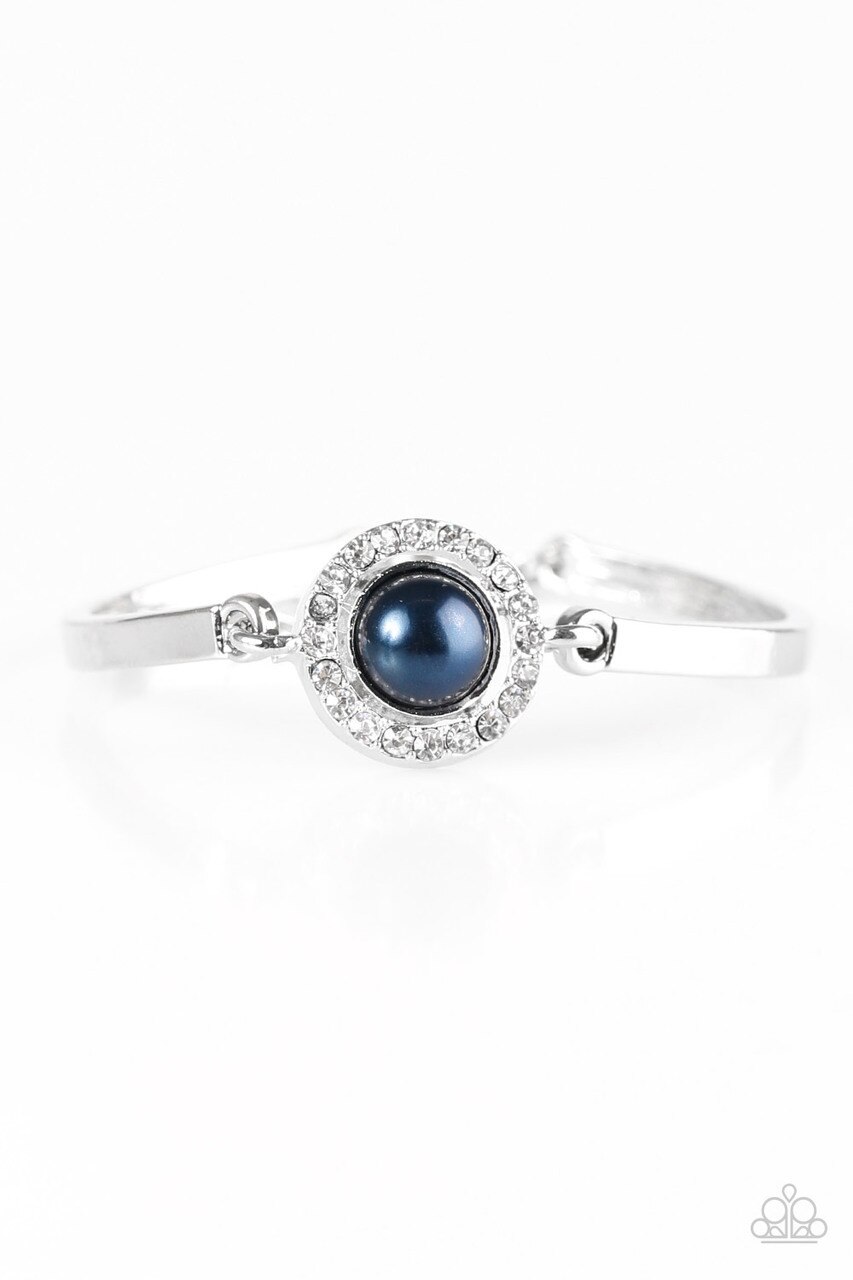 853x1280 Glamour Icon Blue Paparazzi Bracelet