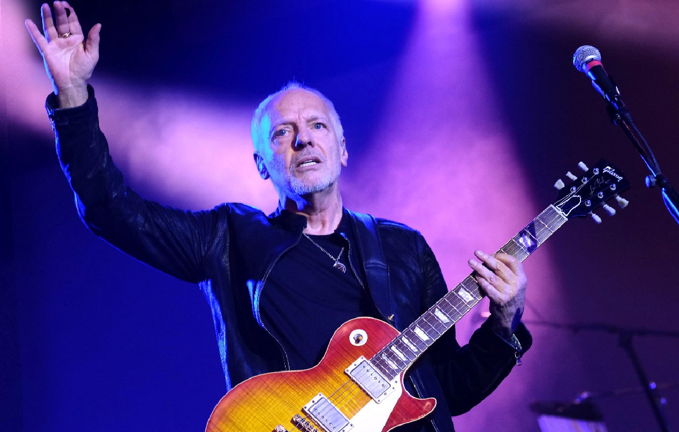 1380x880 Peter Frampton Announces His Rare Degenerative Disease