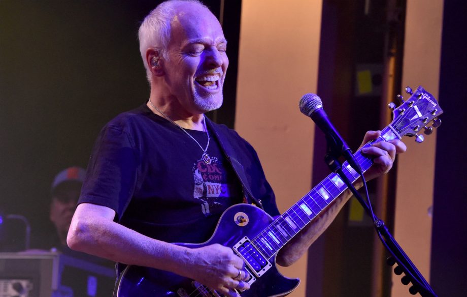 920x584 Peter Frampton Diagnosed With Degenerative Muscle Disease