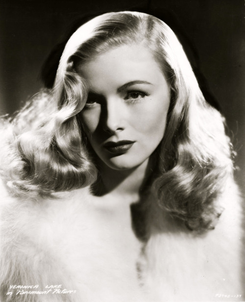 500x616 Pin Up Girls Hollywood Icons Veronica Lake