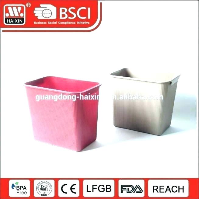 654x654 Cute Recycling Bin