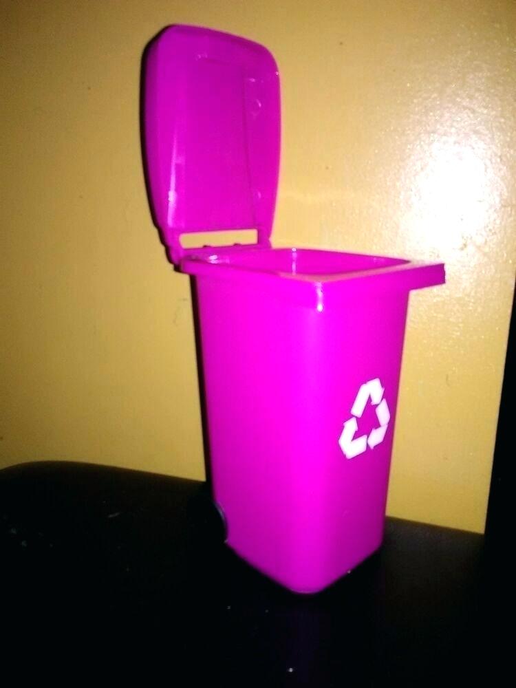 750x1000 Recycle Bin On Wheels