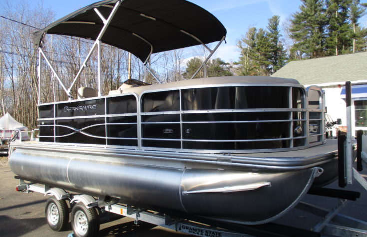 735x475 Berkshire Pontoon Boat Hull Package Yamaha