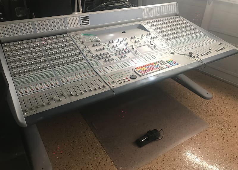 800x573 Digidesign Icon D Channel Pro Tools Controller With Reverb