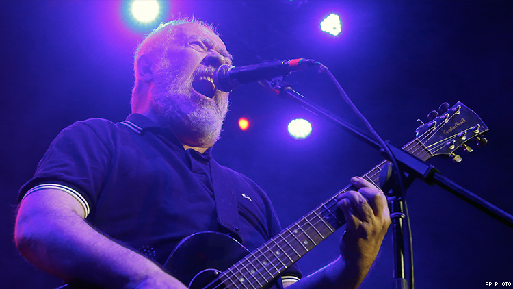 750x422 Buzzcocks' Pete Shelley, Bi Punk Rock Icon, Dies