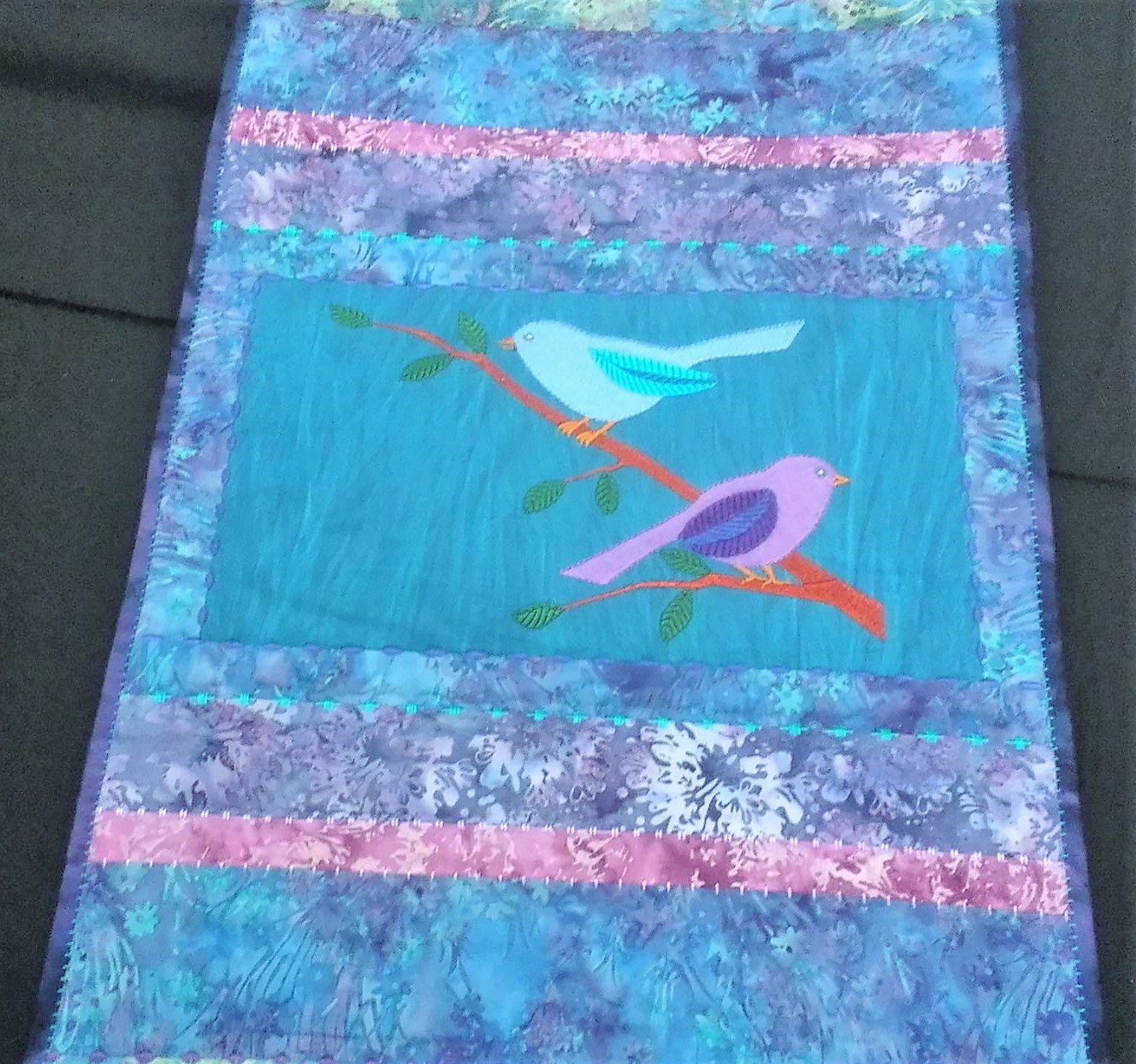 1537x1440 Quilt As You Go Icon Floating Stitch Runner