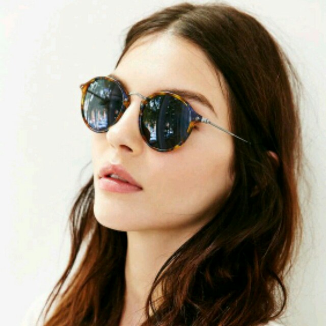 640x640 Original Ray Ban Sunglasses, Round Icon Never Used