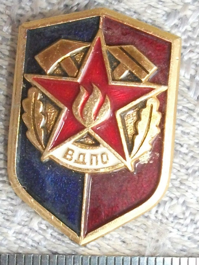 Red Star Badge Enamel Icon Red Asterisk Pin Ussr The Hammer Etsy 794x1059 Red Star Badge Enamel Icon Red Asterisk Pin Ussr The Hammer Etsy