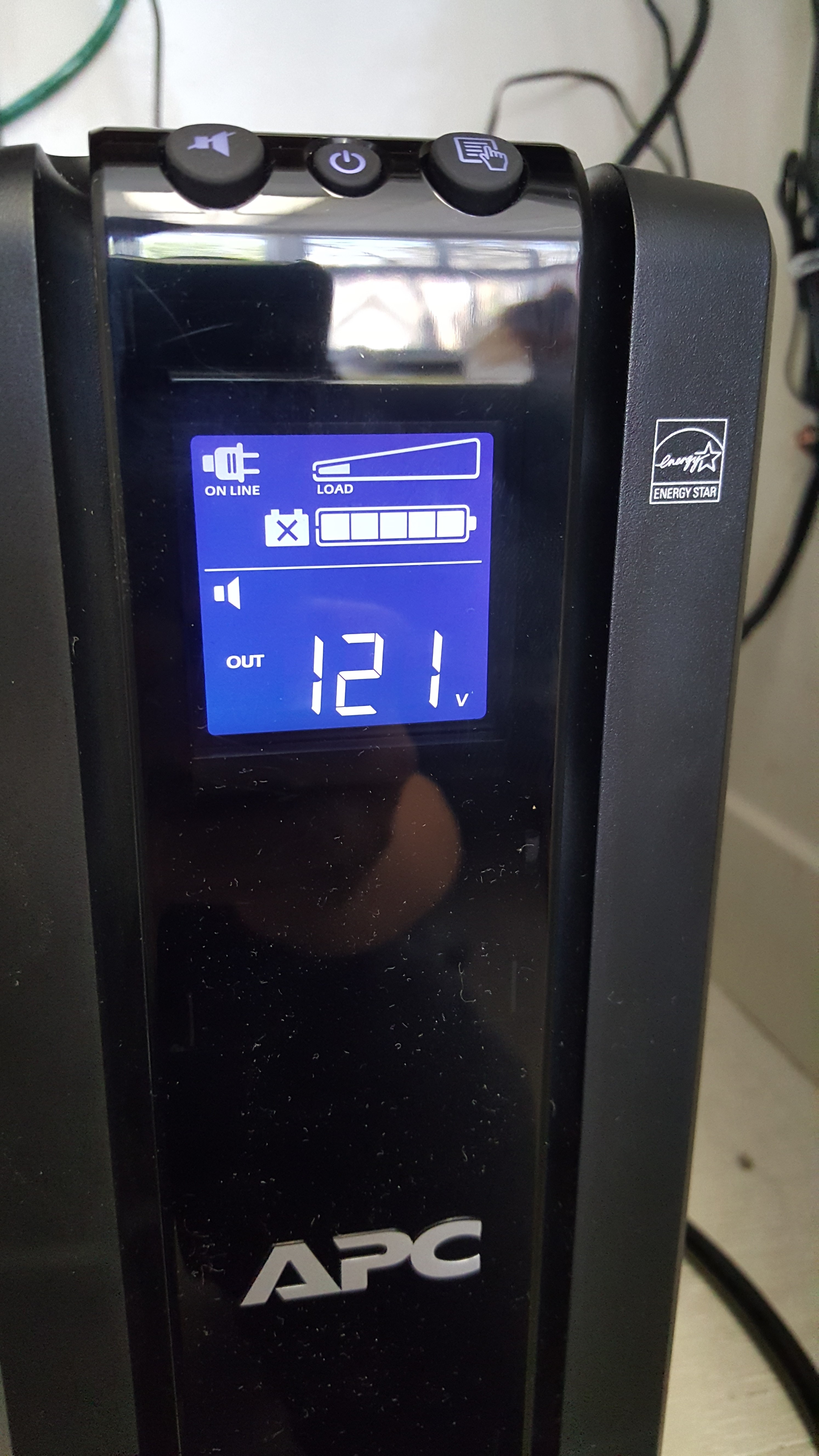 2988x5312 Back Ups Pro Battery With An X Symbol Is Flashing