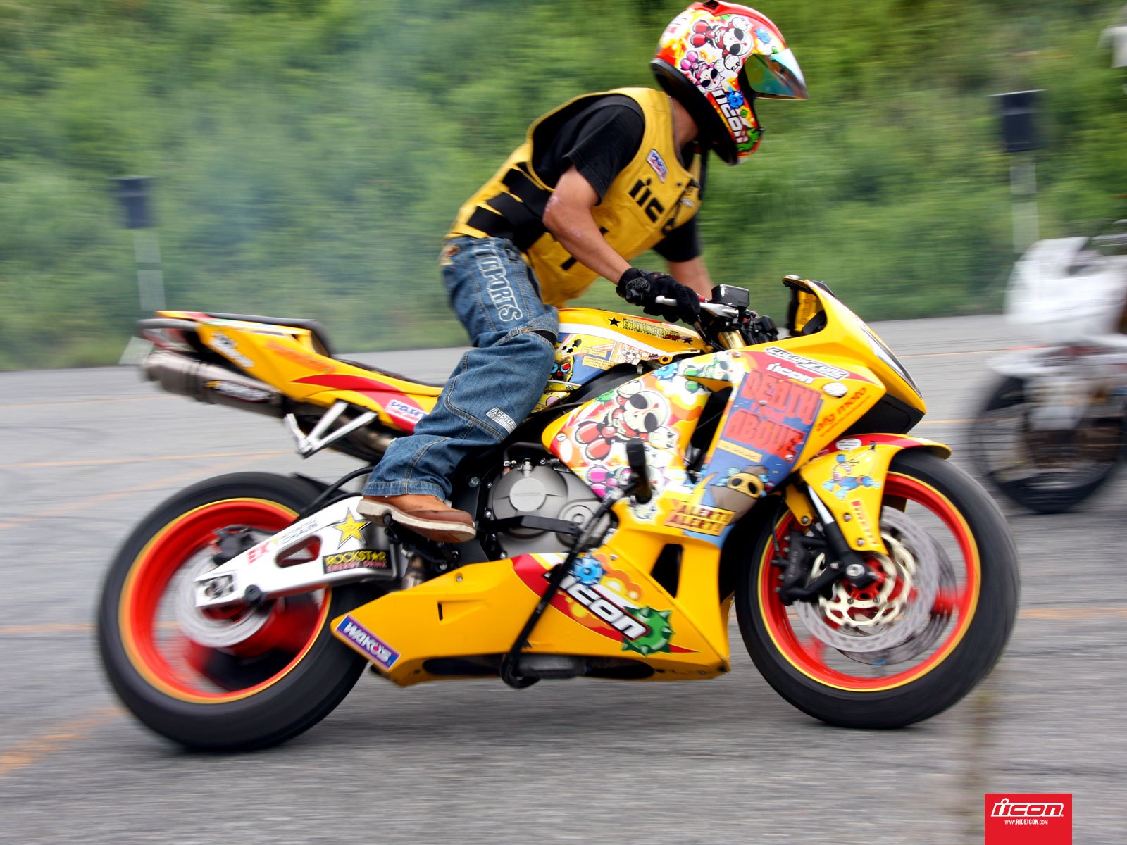 1600x1200 J D Power Associates Helmet Satisfaction Study Iamabiker