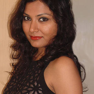 300x300 Romicon Revola Saatchi Art