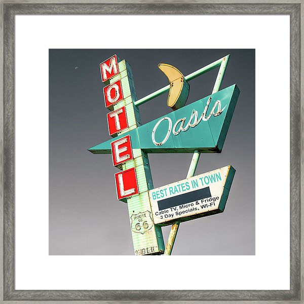 600x600 Oasis Motel Vintage Neon Sign Square