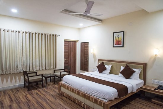 550x368 Oyo Hotel Royal Icon