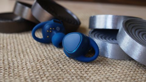 480x270 Samsung Gear Icon X Review Techradar