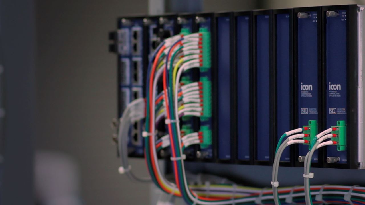 1280x720 Icon Integrated Communications Optical Network Schweitzer