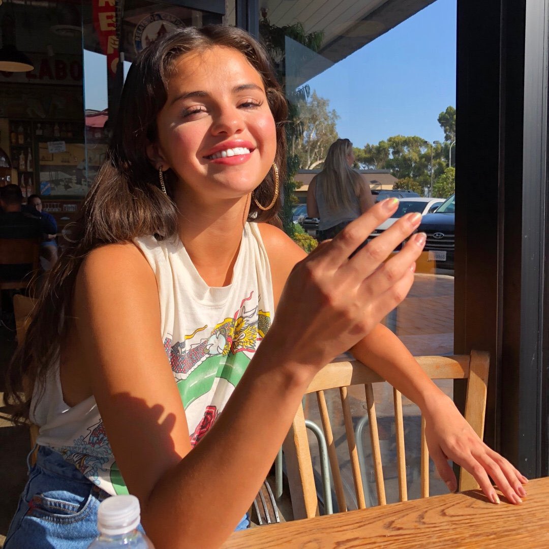 Selena Icon